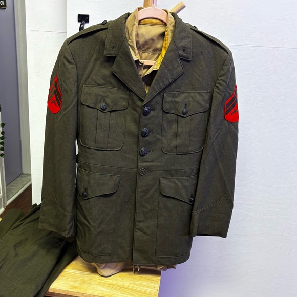 U.S. Marine Corps (USMC) Service Alpha Green Dress Jacketand pants set - sanvalentin.cl U.S. Marine Corps (USMC) Service Alpha Green Dress Jacketand pants set - sanvalentin.cl